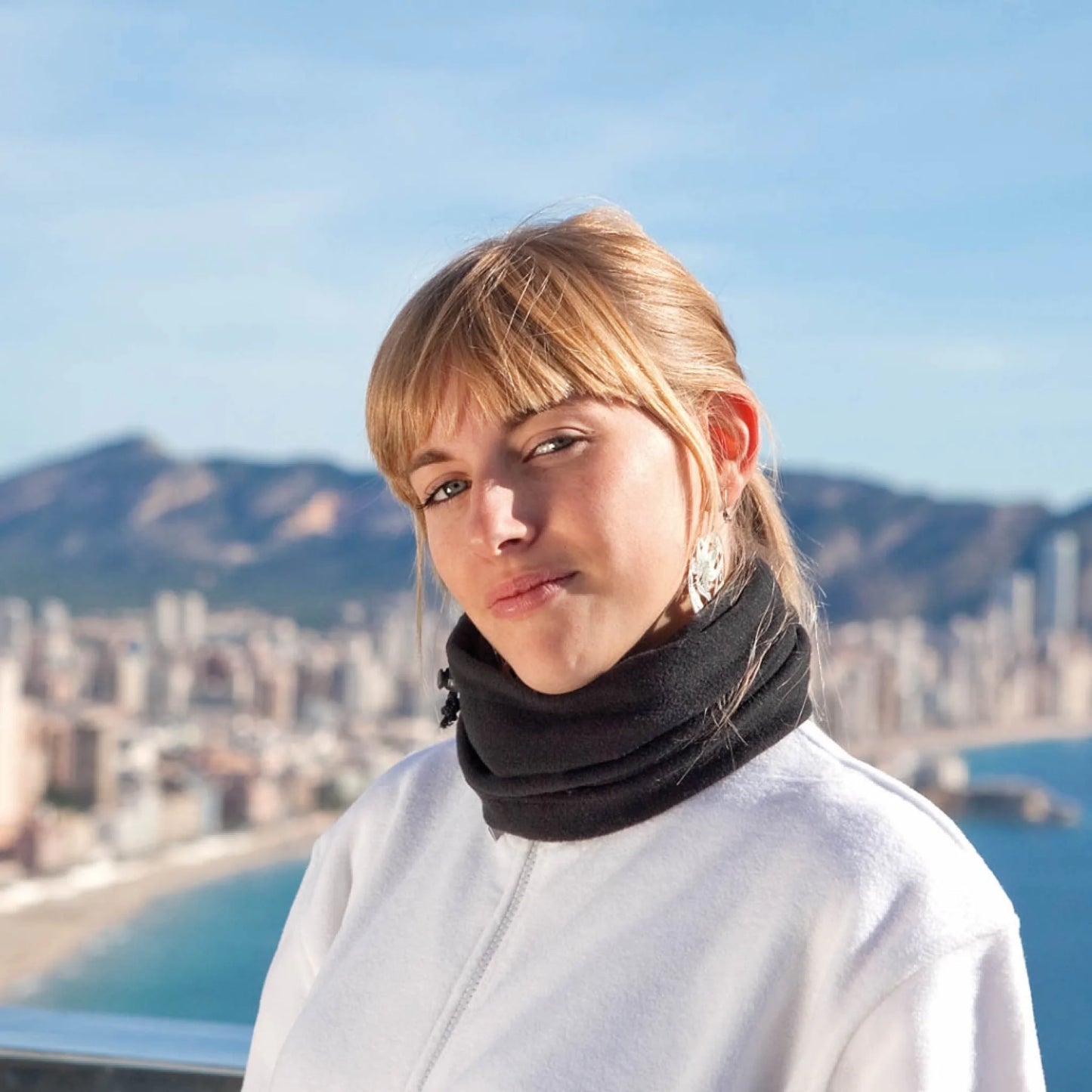 8016-Neck Warmer and Hat Articos 04